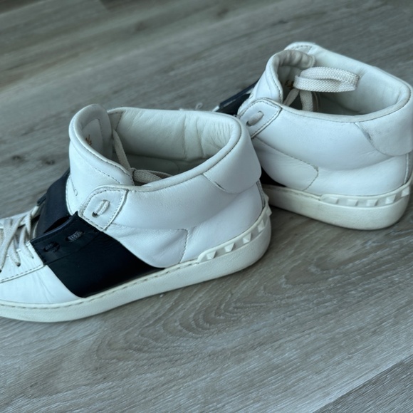 Valentino Garavani high top sneakers - Picture 5 of 6